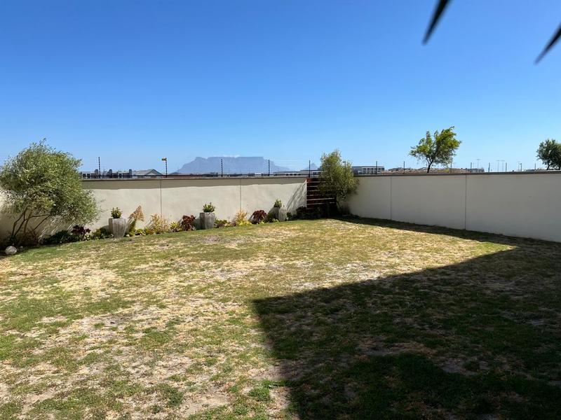 To Let 3 Bedroom Property for Rent in Sandown Western Cape